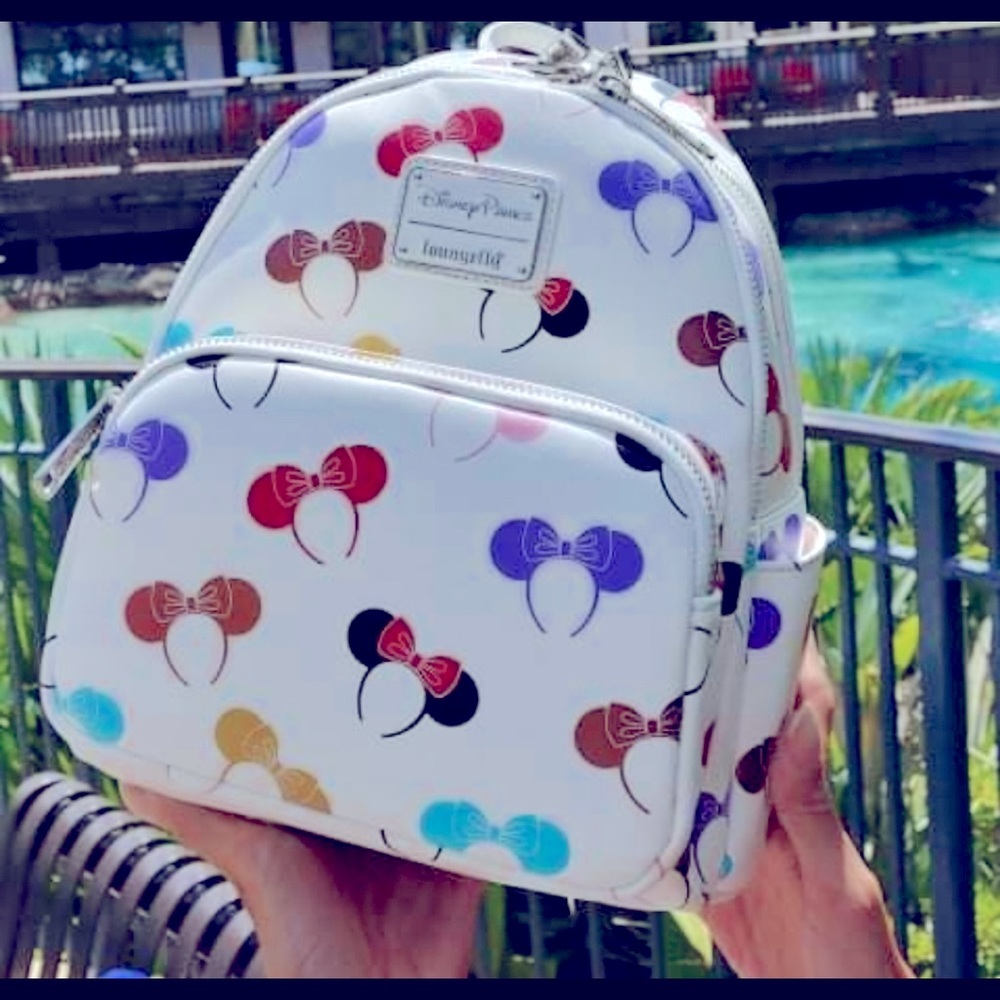 Disney Loungefly Minnie Mouse Mini backpack with Ear holder